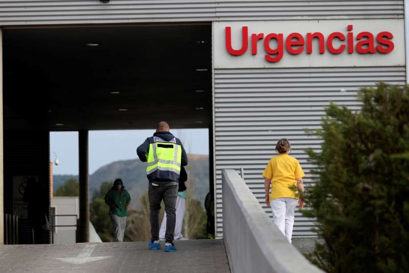 Imagen de la entrada a Urgencias de un hospital. /EFE