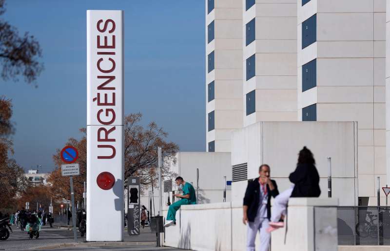 Los heridos han sido trasladados al hospital La Fe de Valencia. EFEManuel BruqueArchivo
