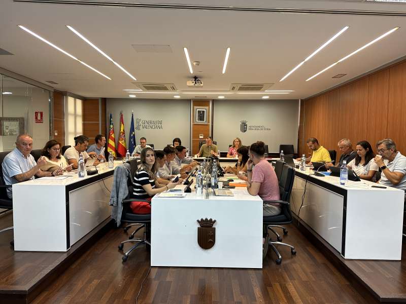 Pleno del Ayuntamiento de Riba-roja de Túria. /EPDA