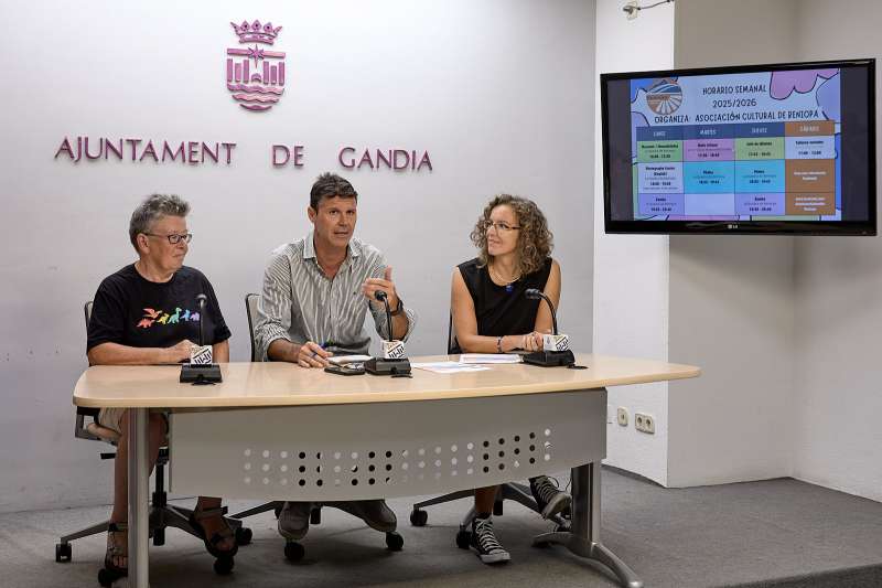 Roda de prensa del regidor de Gandia per a presentar les activitats | EPDA