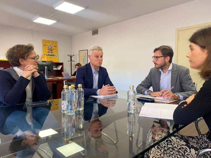Reuni per lampliaci del CEIP El Garb. EPDA