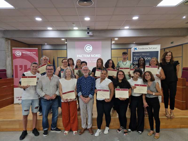 Lalumant que ha rebut el diploma. EPDA