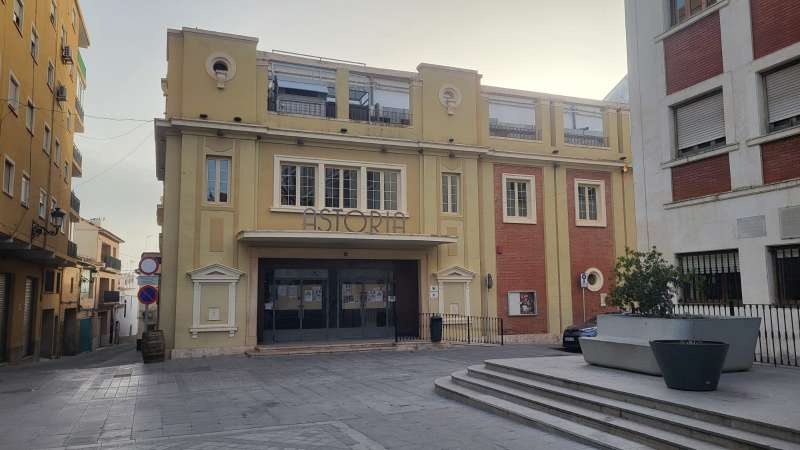 Fotografía del Cine Teatro Municipal Astoria de Chiva. / EPDA