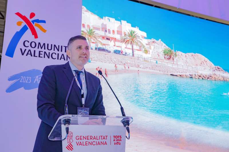 Jordi Mayor, alcalde de Cullera durante la presentació a Fitur./EPDA