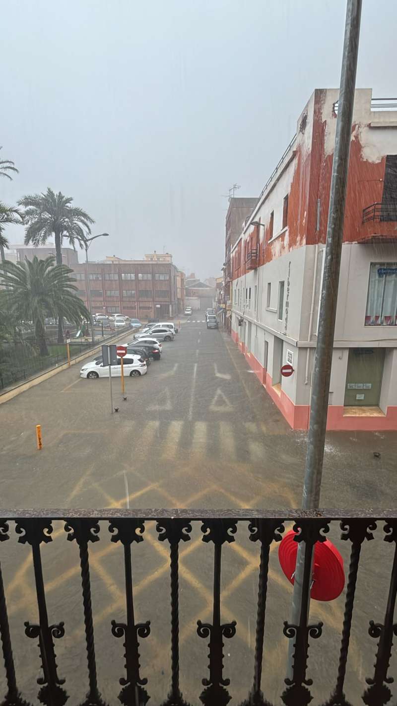 Calle anegada en Carcaixent.AVAMET