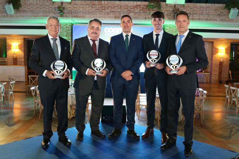 Premiados en la gala del Colegio Oficial de Ingenieros Tcnicos Industriales de Valencia (COGITI Valencia).EPDA