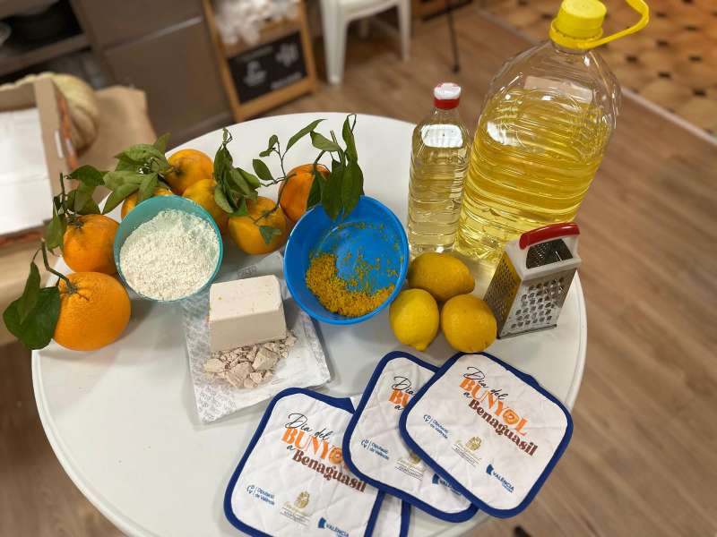 Ingredientes para la elaboraci�n de los bu�uelos. EPDA