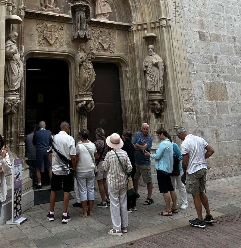 Visitas a la Colegiata de Gandia.  EPDA