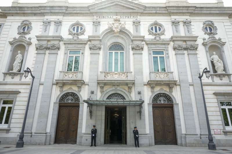 Vista de la entrada principal de la sede del Tribunal Supremo. EFEBorja Snchez-TrilloArchivo
