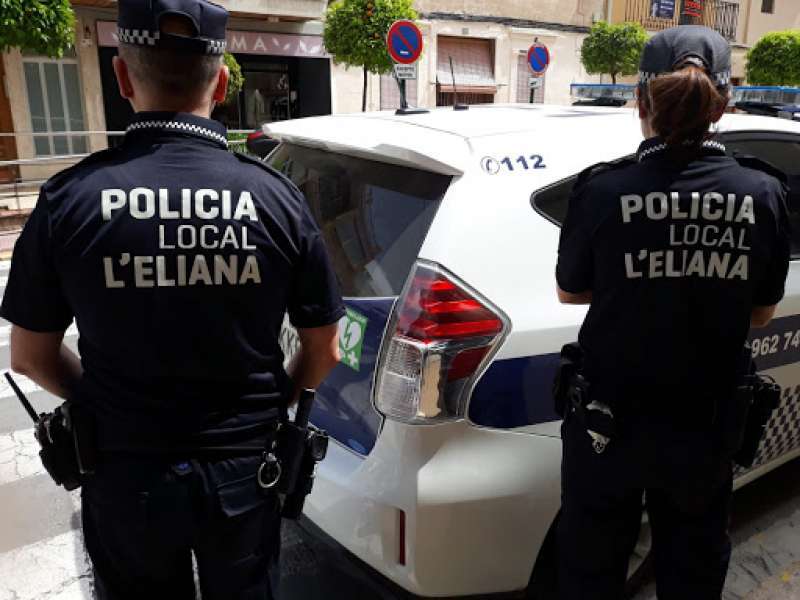 Las cmaras de seguridad de la Polica Local de lEliana han encontrado a un sospechoso. EPDA 