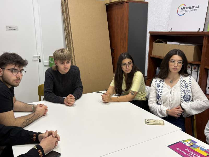 Joan Ferri Bas, Pasqual Dom�nec Picot Jaular, Gema Mart� Garc�a i Natalia Ramos Santamaria. EPDA