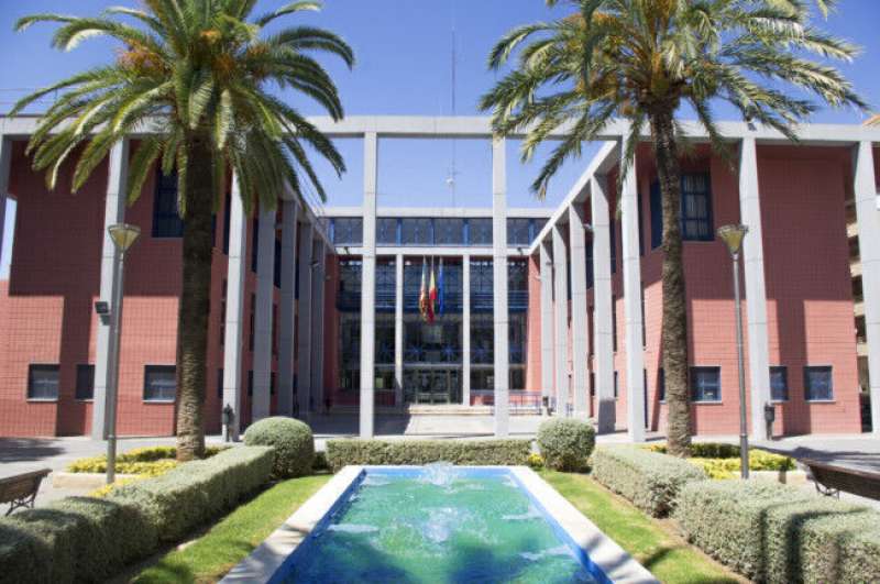 La fachada del ayuntamiento. EPDA