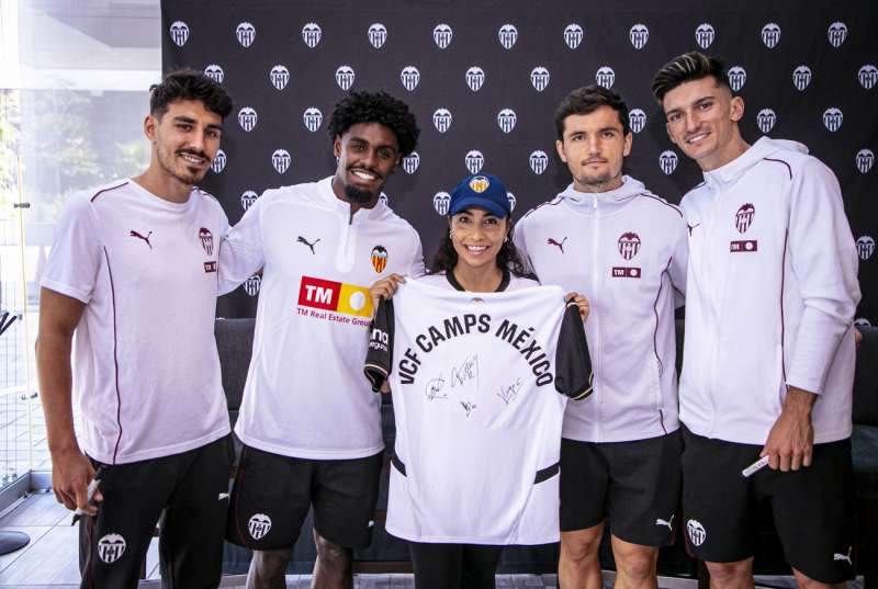 Imagen compartida por el Valencia CF con motivo de la academia que abrir en agosto en Mxico.
