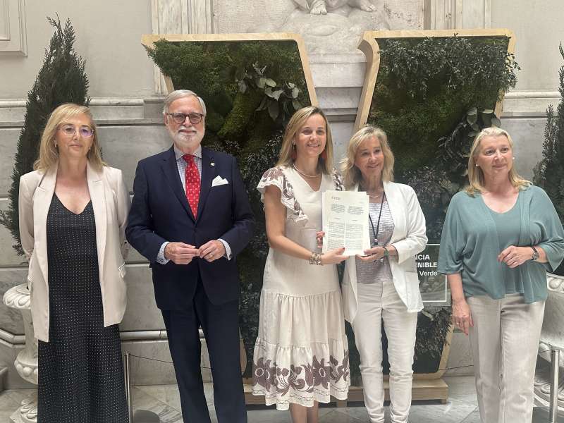 Paula Llobet y la fundacin del Santo Cliz.EPDA
