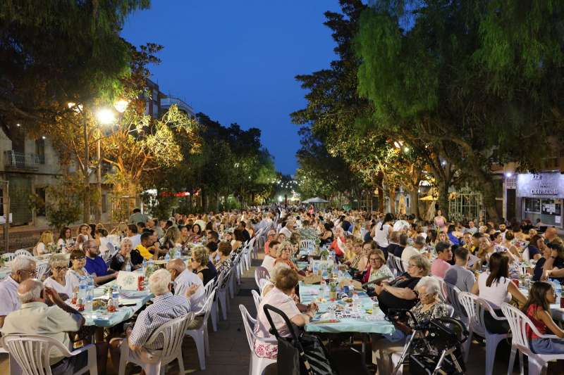 Cena solidaria contra el cncer en Benaguasil. EPDA