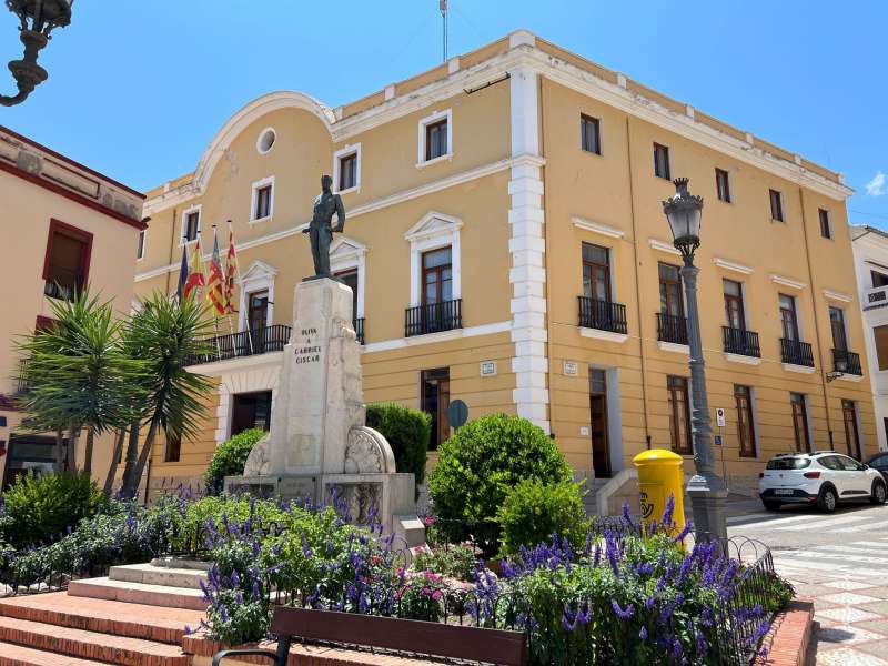 Faana de lajuntament dOliva.  EPDA