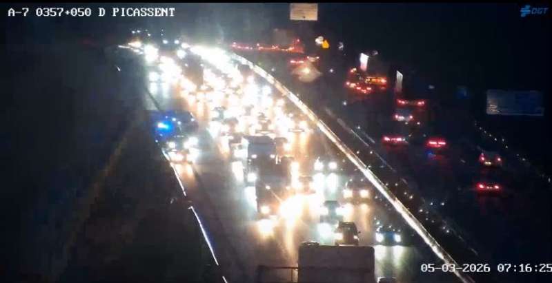 Imagen de la DGT de uno de los carriles afectados.  EPDA