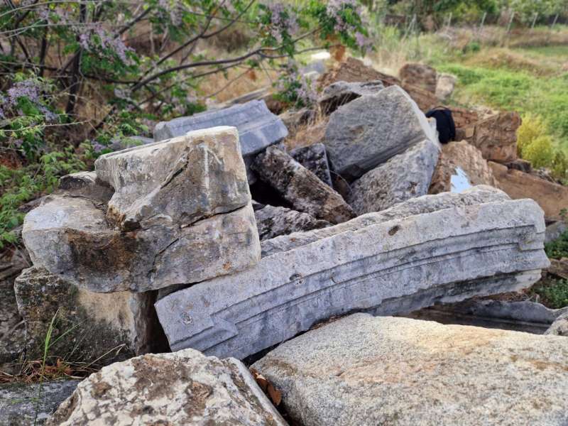 Los nuevos restos del antiguo monumento dedicado a Joaqun Sorolla encontrados en instalaciones de Ferrocarrils de la Generalitat. EFEImagen cedida por el Ayuntamiento de Valncia
