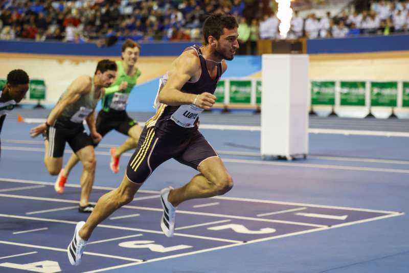 El atleta Quique Llopis en una prueba celebrada este en el Vel�dromo Luis Puig. EFEAna EscobarArchivo
