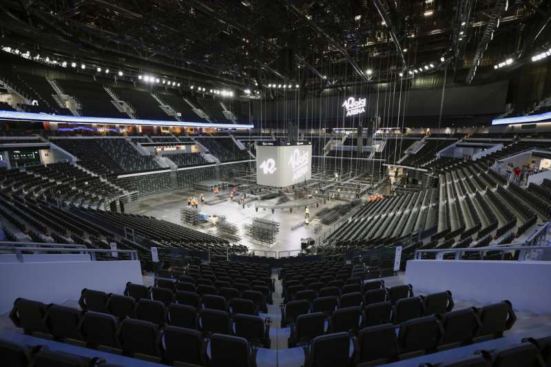 El Valencia Basket realizar el prximo sbado 13 de septiembre una prueba de acceso al Roig Arena, el nuevo pabelln donde jugar desde esta temporada, con sus abonados simulando la entrada a un partido real. EFEArchivoBiel Alio
