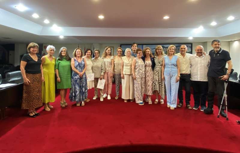 Homenatge al professorat jubilat a Alzira.  EPDA