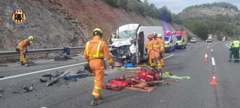 Imagen del accidente facilitada por el Consorcio de Bomberos de Valencia.
