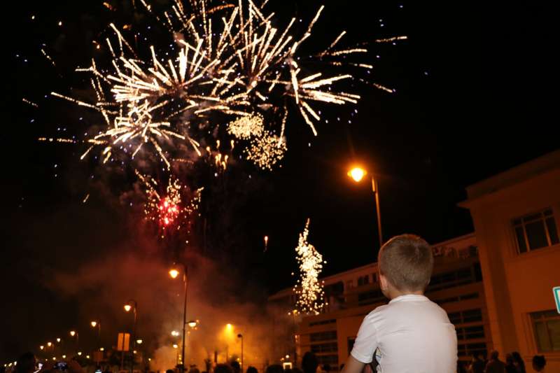 Un espectculo pirotcnico durante las fiestas. EPDA
