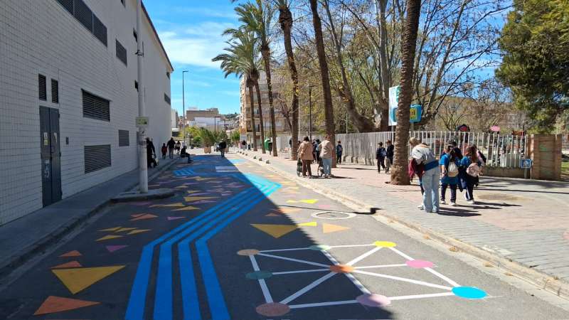 Tramo de la avenida dels Furs de Ll�ria.  EPDA