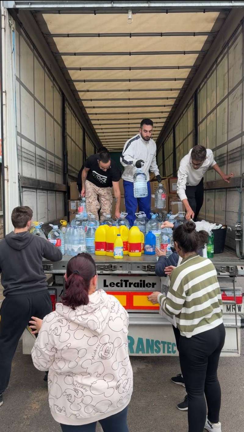 El local va ser un centre logstic dajuda i distribuci. EPDA