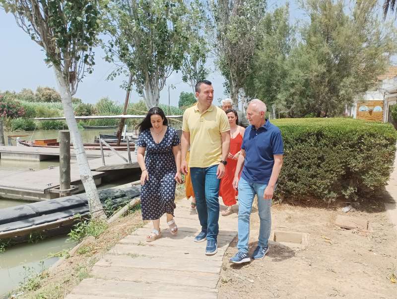 Momp ha visitat Catarroja. EPDA