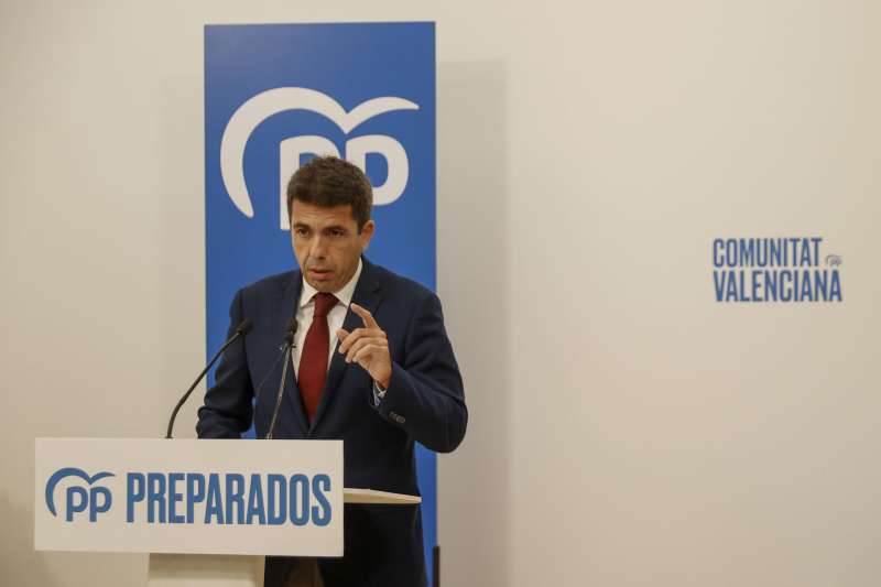 El presidente del Partido Popular de la Comunitat Valenciana, Carlos MazÃ³n, durante una rueda de prensa. /EFE